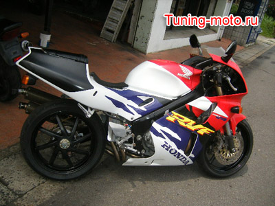Honda RVF